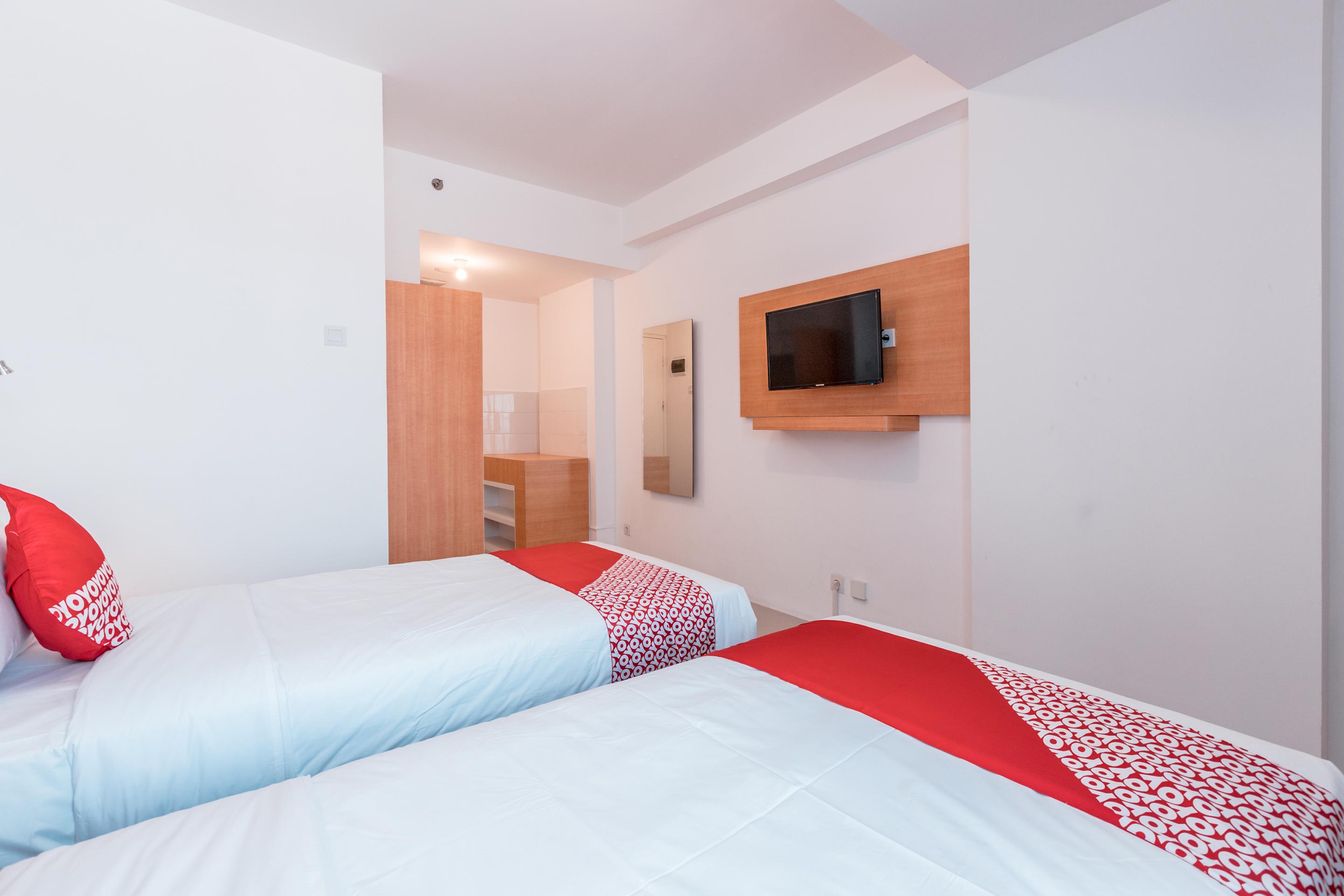 โอโย แฟล็กชิป 766 พรีมา ออร์ชาร์ด Hotel เบกาซิ ภายนอก รูปภาพ