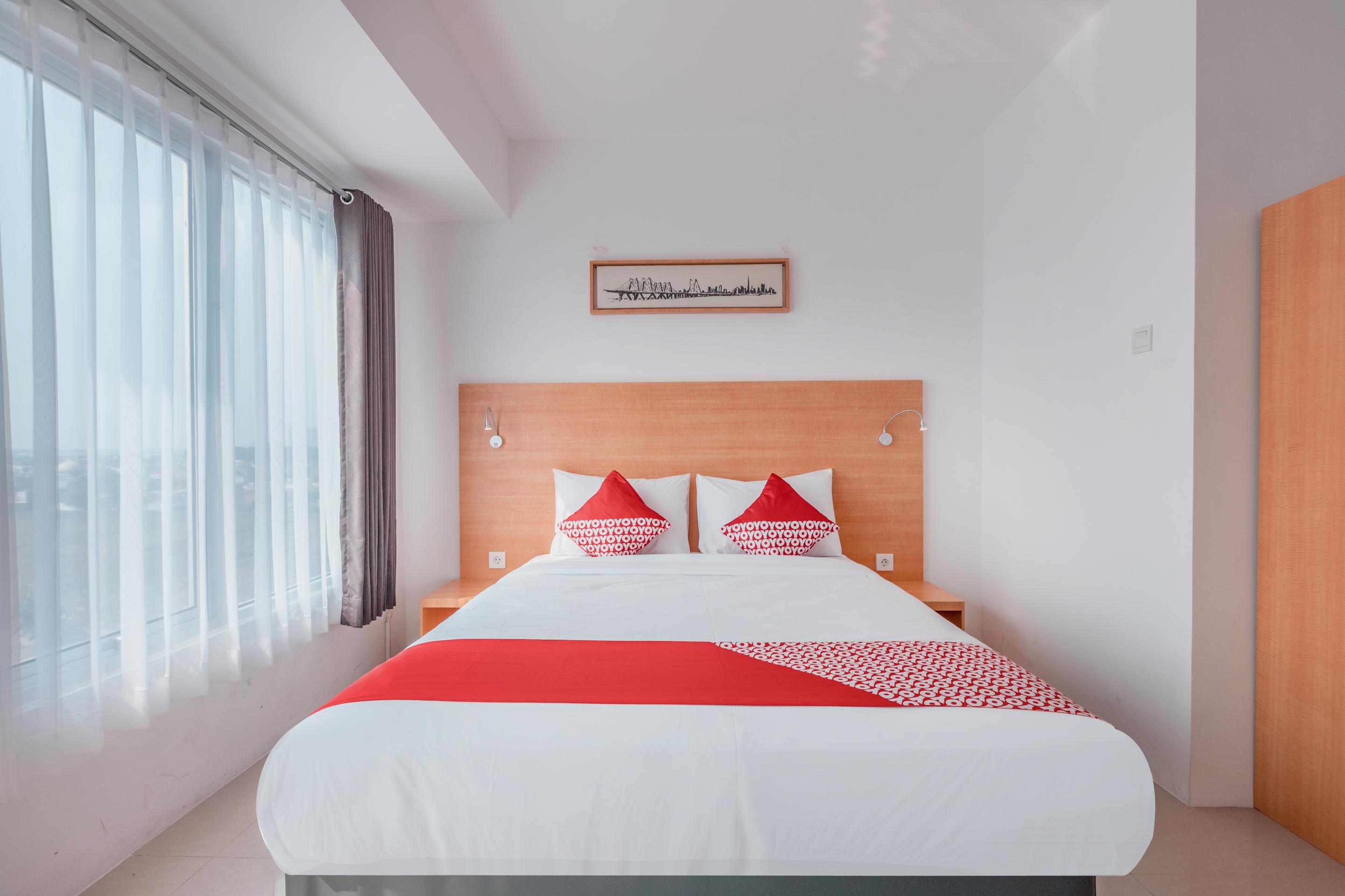 โอโย แฟล็กชิป 766 พรีมา ออร์ชาร์ด Hotel เบกาซิ ภายนอก รูปภาพ