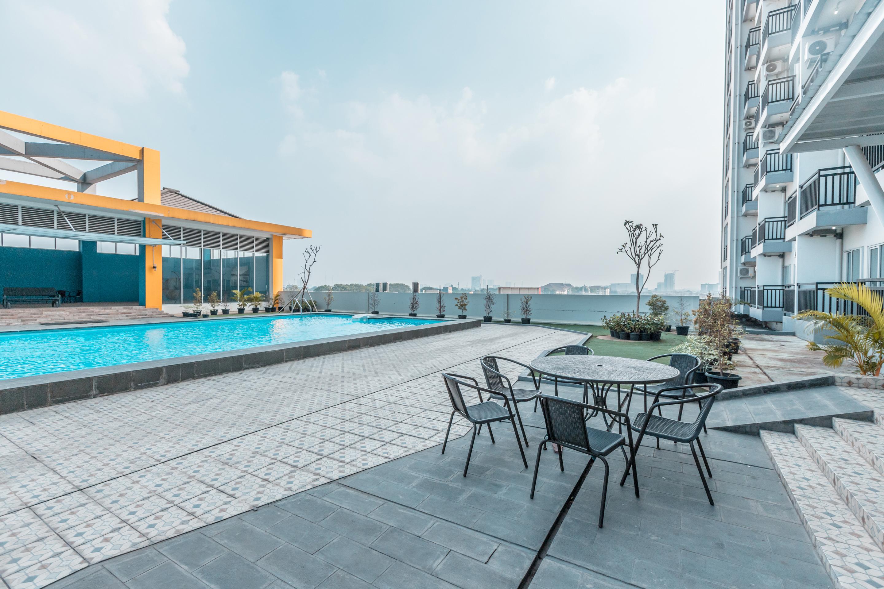 โอโย แฟล็กชิป 766 พรีมา ออร์ชาร์ด Hotel เบกาซิ ภายนอก รูปภาพ